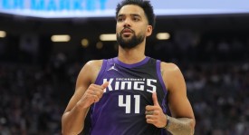 杜兰特VS申京：新赛季夺冠关键对决，火花四溅！